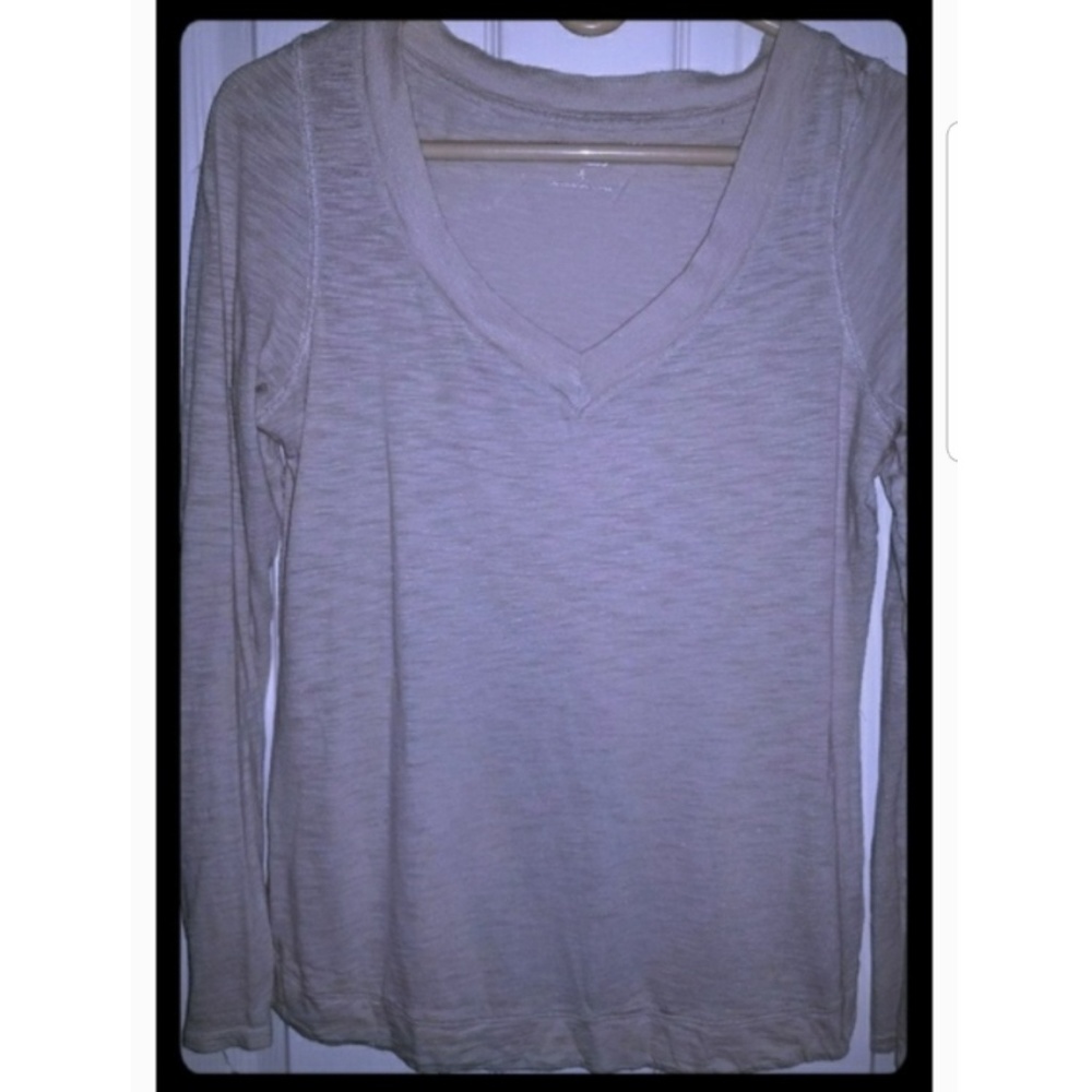 Express - V Neck - Long Sleeve  Tee